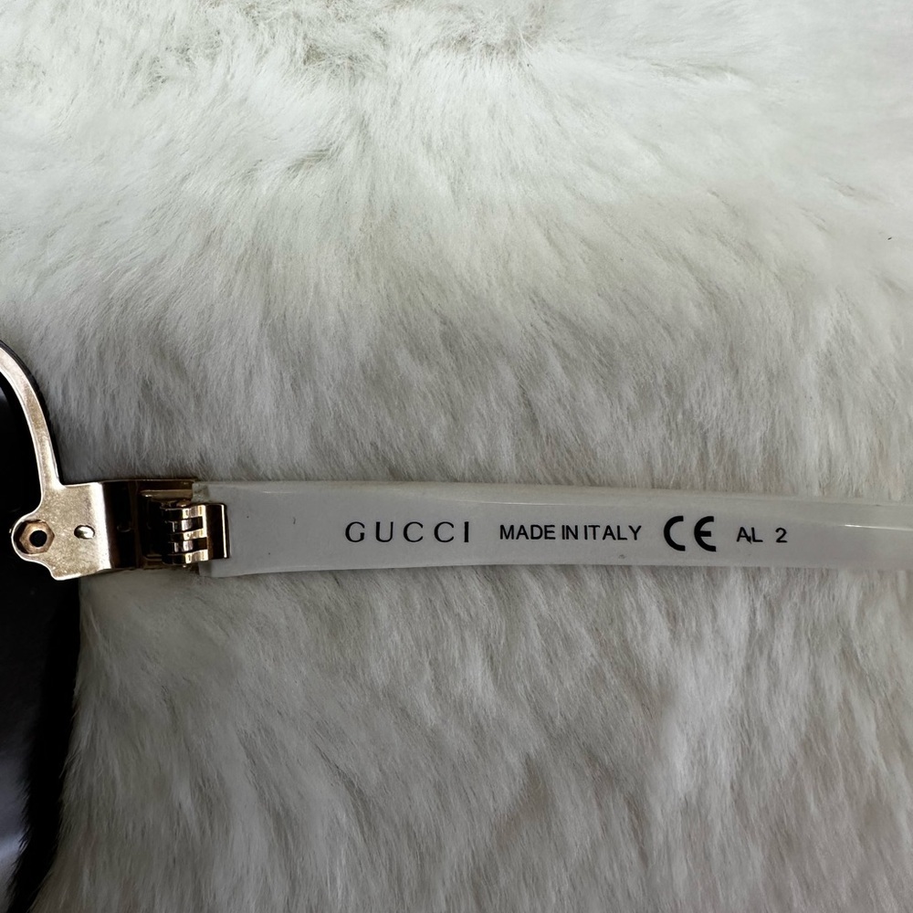 Gucci white and and red and green stone with gray lenses Sunglasses - Picture 5 of 8
